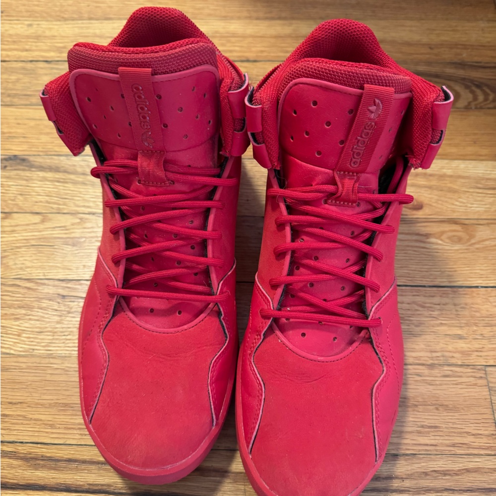 Adidas Sneakers